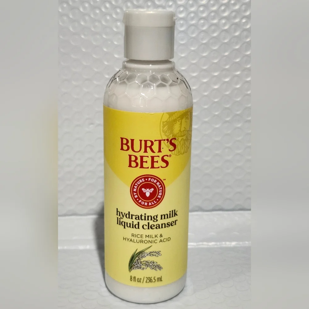 Burt's Bees Hydrating Milk Liquid Cleanser